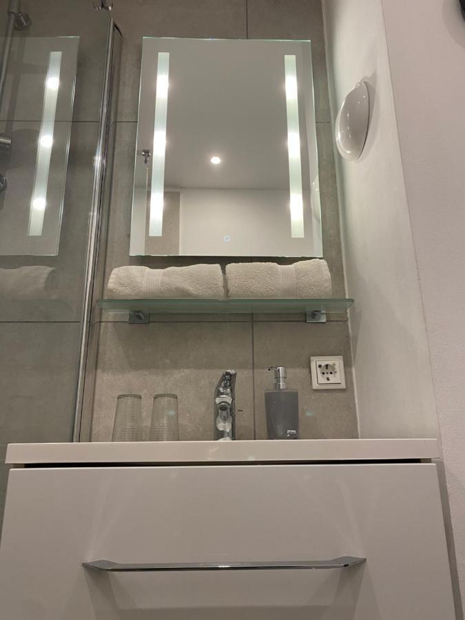 Wunderschone Zentrale Wohnung In Ratingen Exterior foto