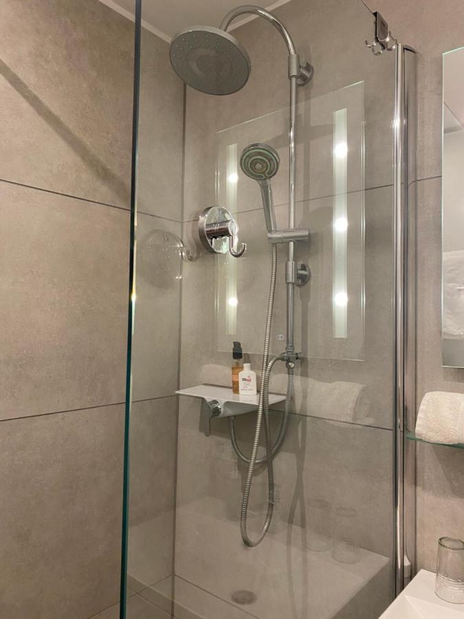 Wunderschone Zentrale Wohnung In Ratingen Exterior foto